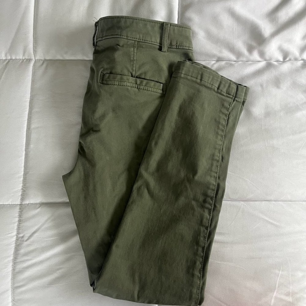 Ladies Casual / Business Casual Pants - Banana Republic